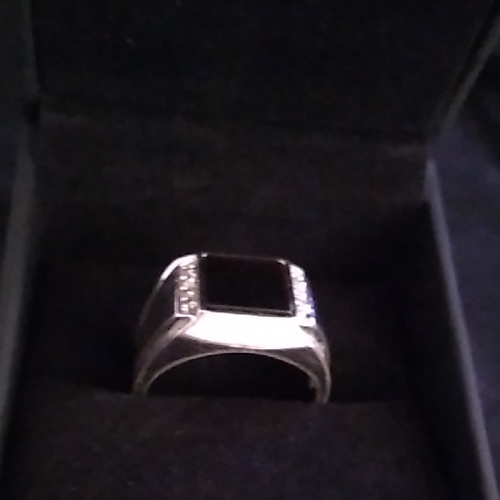 Source Unknown Silver and Black Men's Ring
